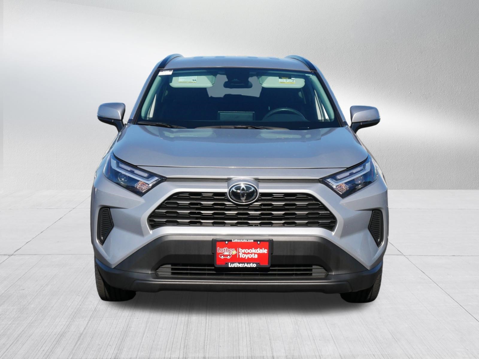 Certified 2025 Toyota RAV4 XLE AWD/4WD image 2