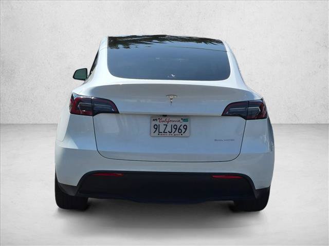 Used 2024 Tesla Model Y Long Range AWD/4WD image 6