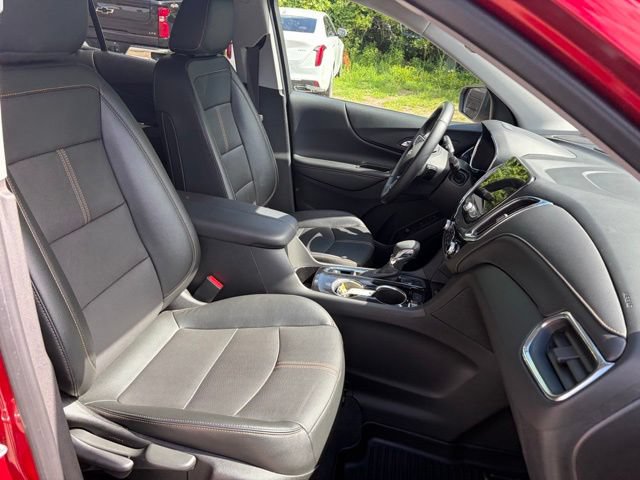 Used 2023 Chevrolet Equinox Premier AWD/4WD image 32