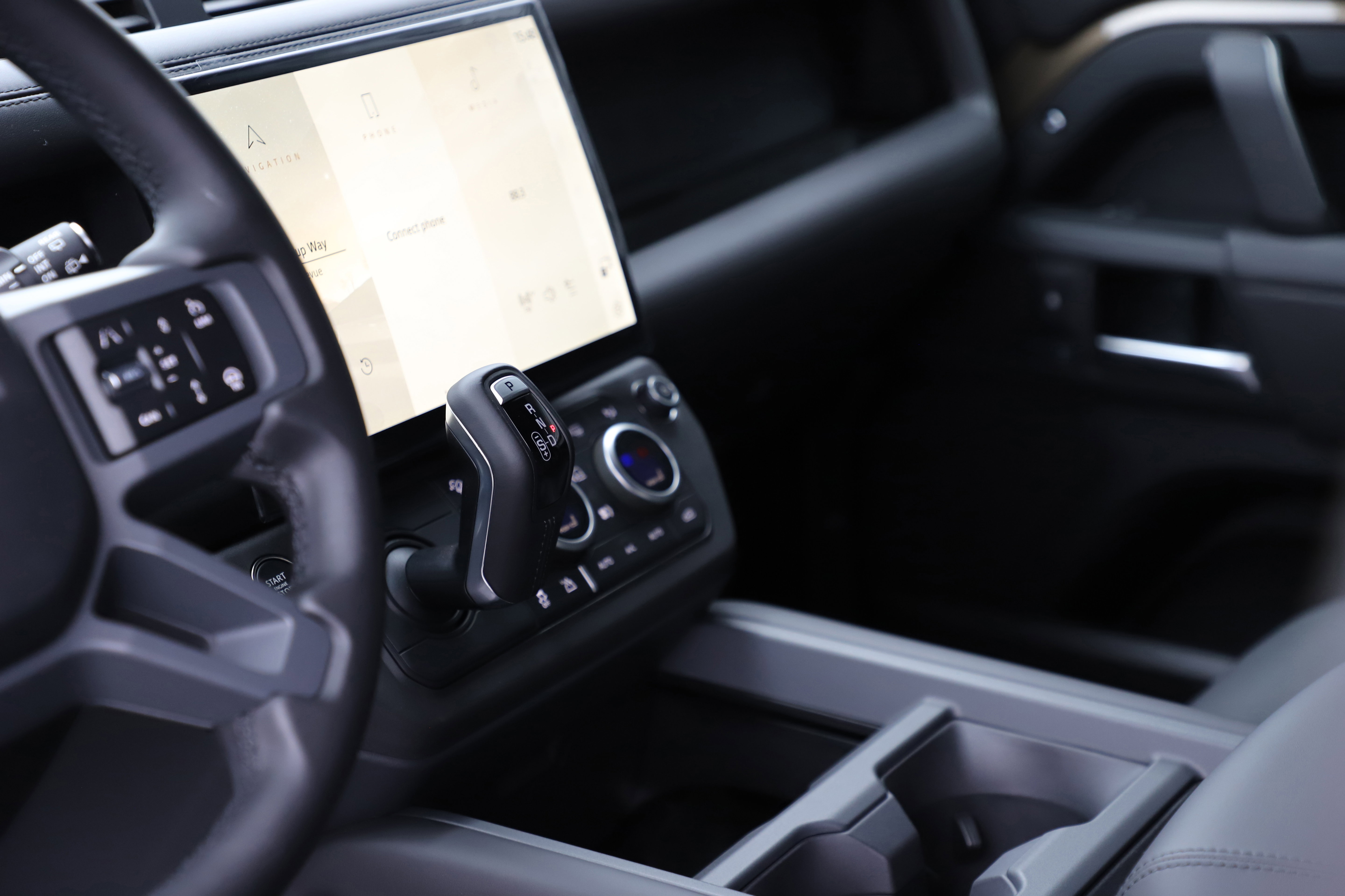 New 2026 Land Rover Defender 110 X-Dynamic SE image 22