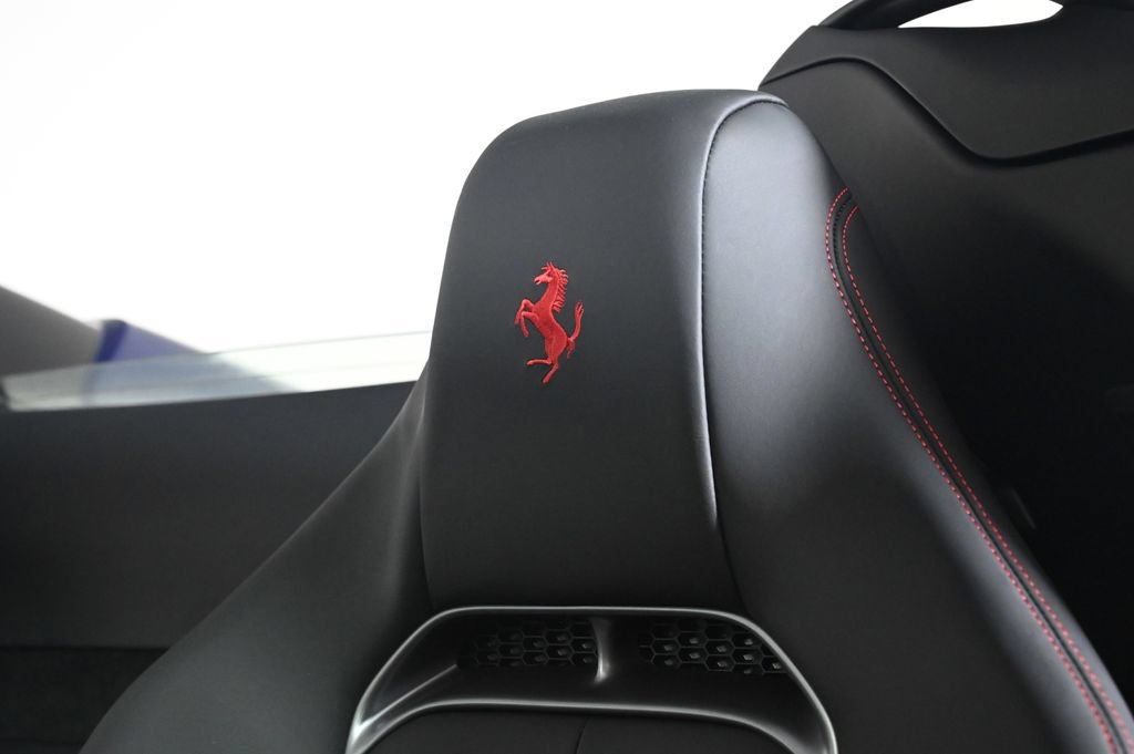 Used 2025 Ferrari SF90 Spider AWD/4WD image 20