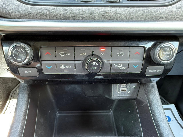 Used 2022 Jeep Compass Latitude w/ Convenience Group image 24