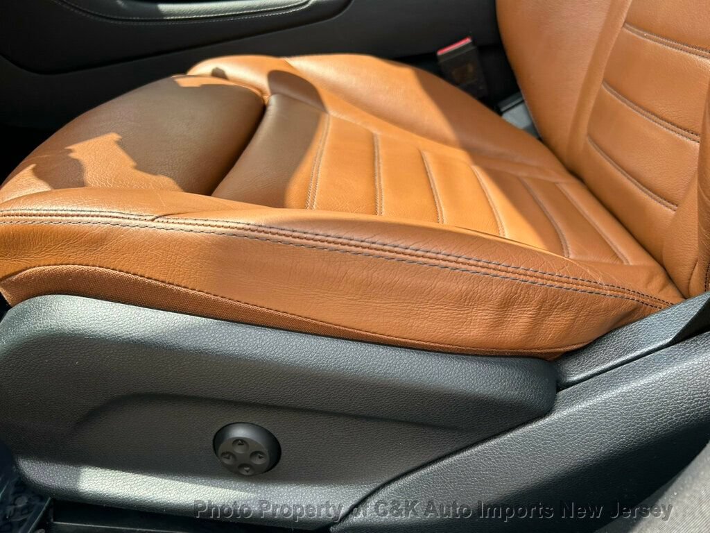 Used 2019 Mercedes-Benz GLC 43 AMG 4MATIC image 29