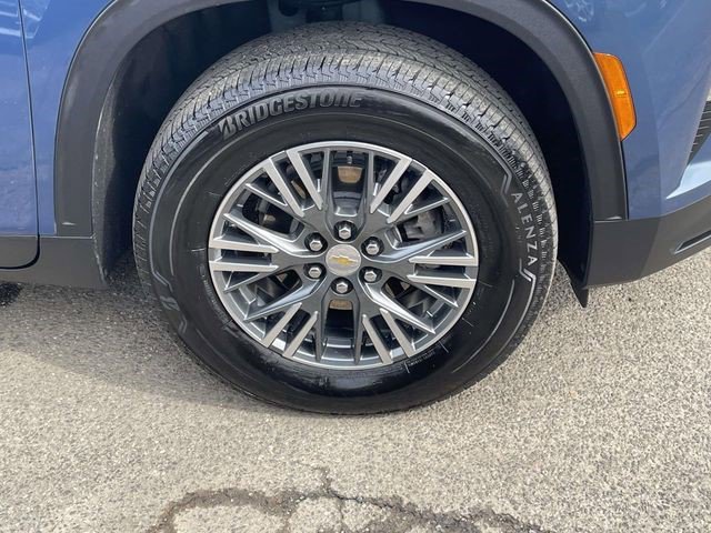 Certified 2024 Chevrolet Traverse LT image 12