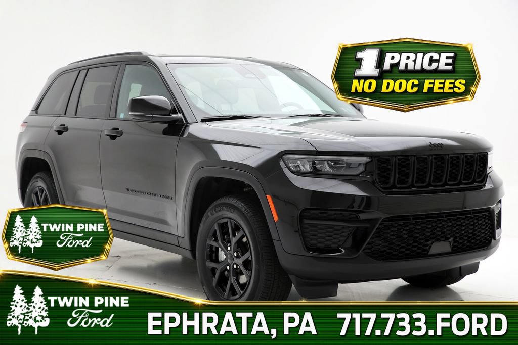Used 2025 Jeep Grand Cherokee Altitude