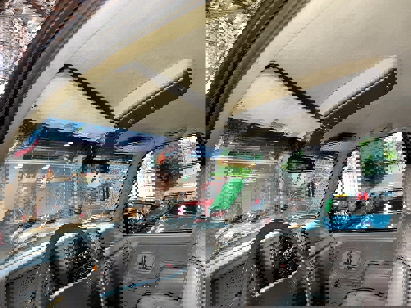 Used 1995 GMC Yukon SLE image 18