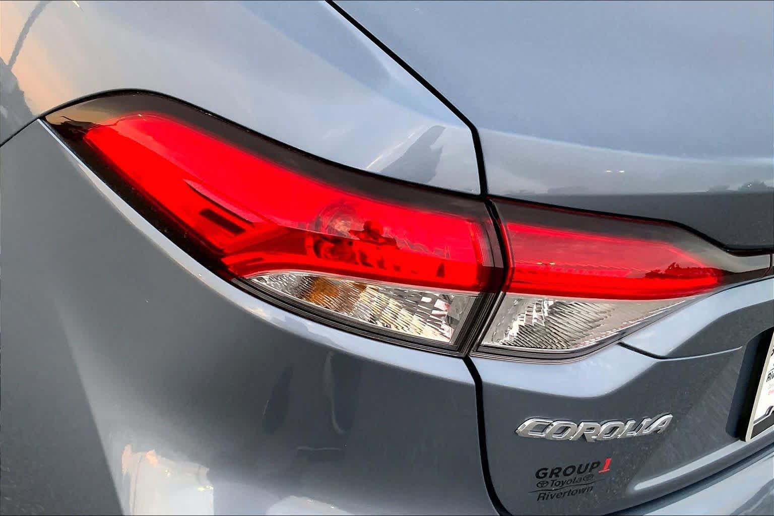 Used 2025 Toyota Corolla LE FWD image 25