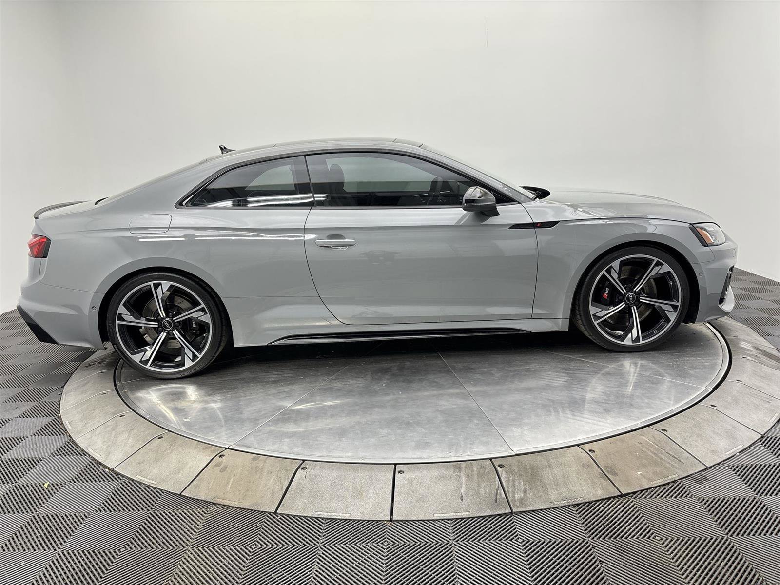 Used 2023 Audi RS 5 AWD/4WD image 17