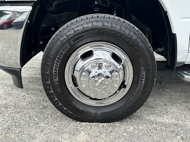 Used 2024 RAM 3500 Big Horn image 11