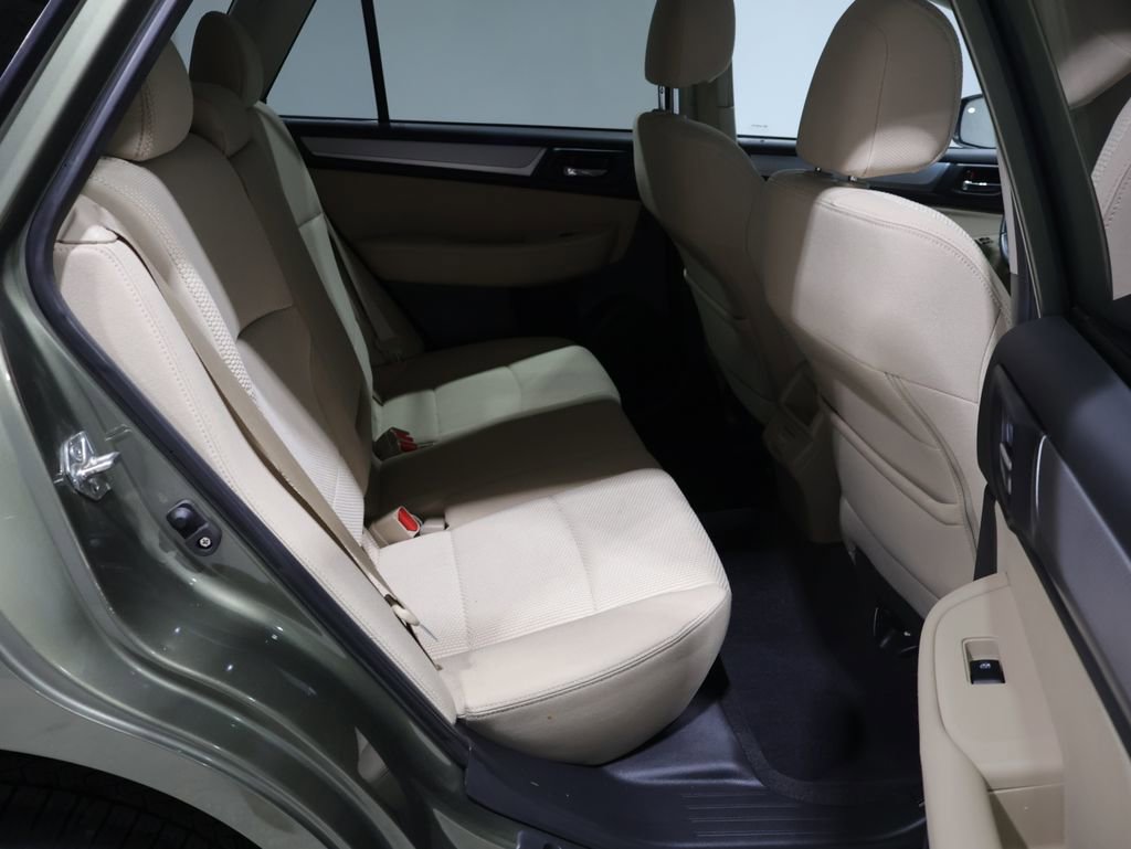 Used 2018 Subaru Outback 2.5i Premium image 21