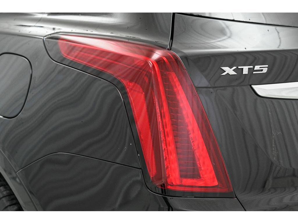 Used 2024 Cadillac XT5 Premium Luxury image 10