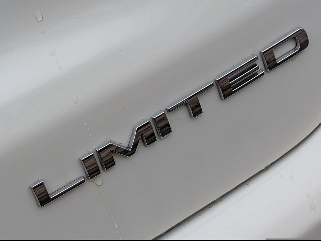 Used 2021 Jeep Compass Limited image 26