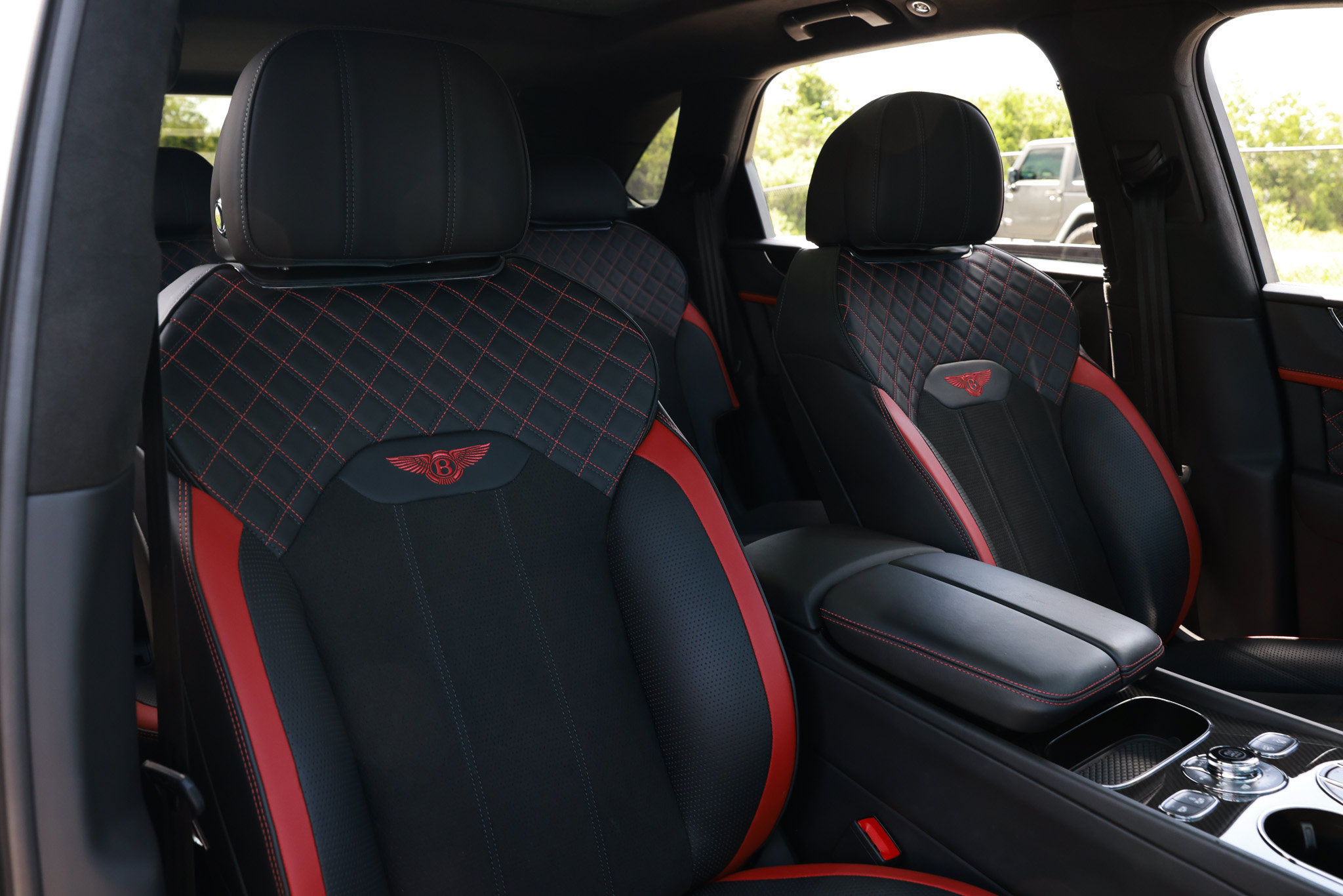 Certified 2023 Bentley Bentayga Speed AWD/4WD image 8