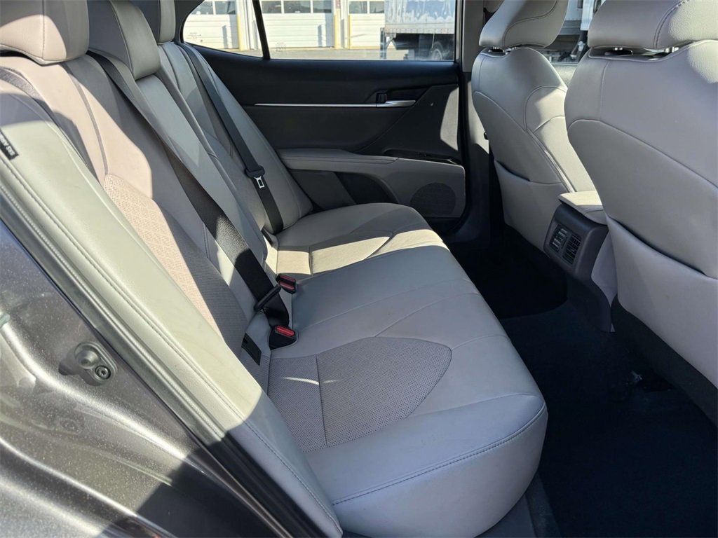 Used 2023 Toyota Camry XSE image 15