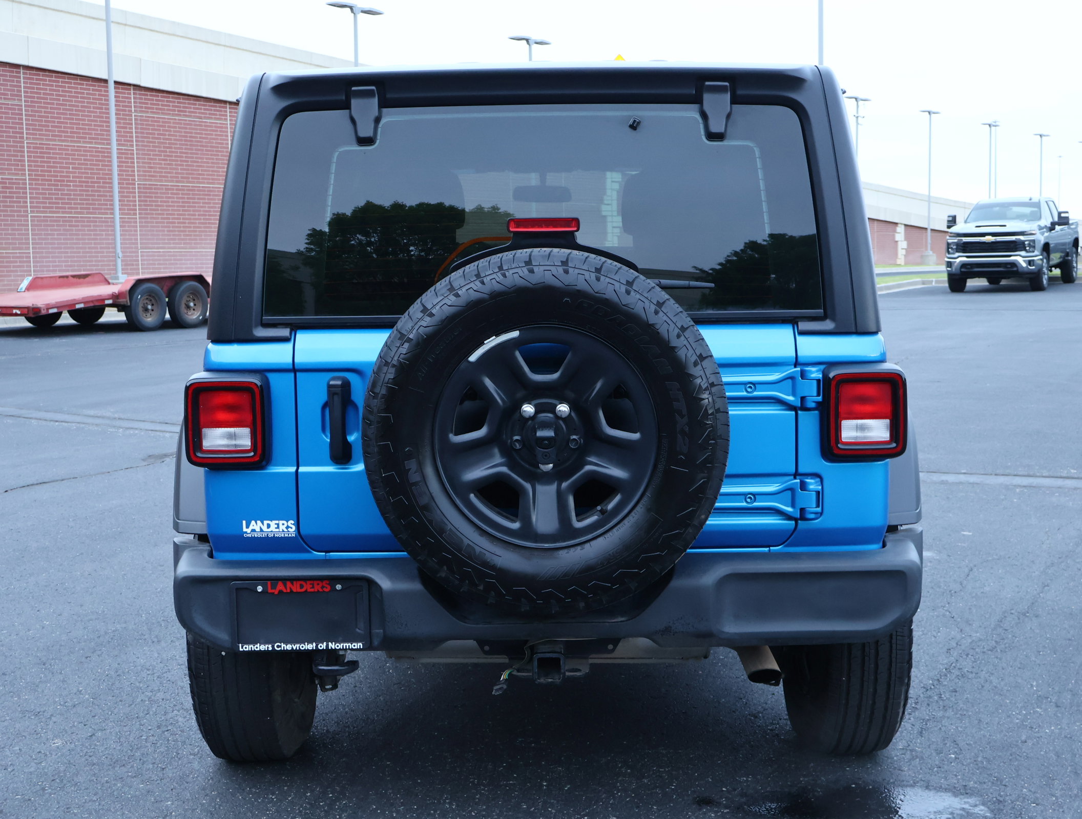 Used 2025 Jeep Wrangler Sport AWD/4WD image 23