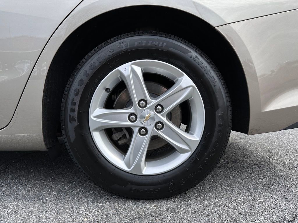 Used 2022 Chevrolet Malibu LS image 39