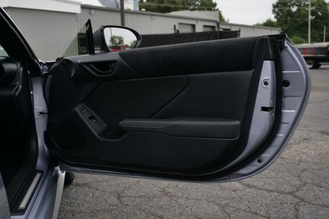 Used 2024 Toyota GR86 Premium RWD image 36