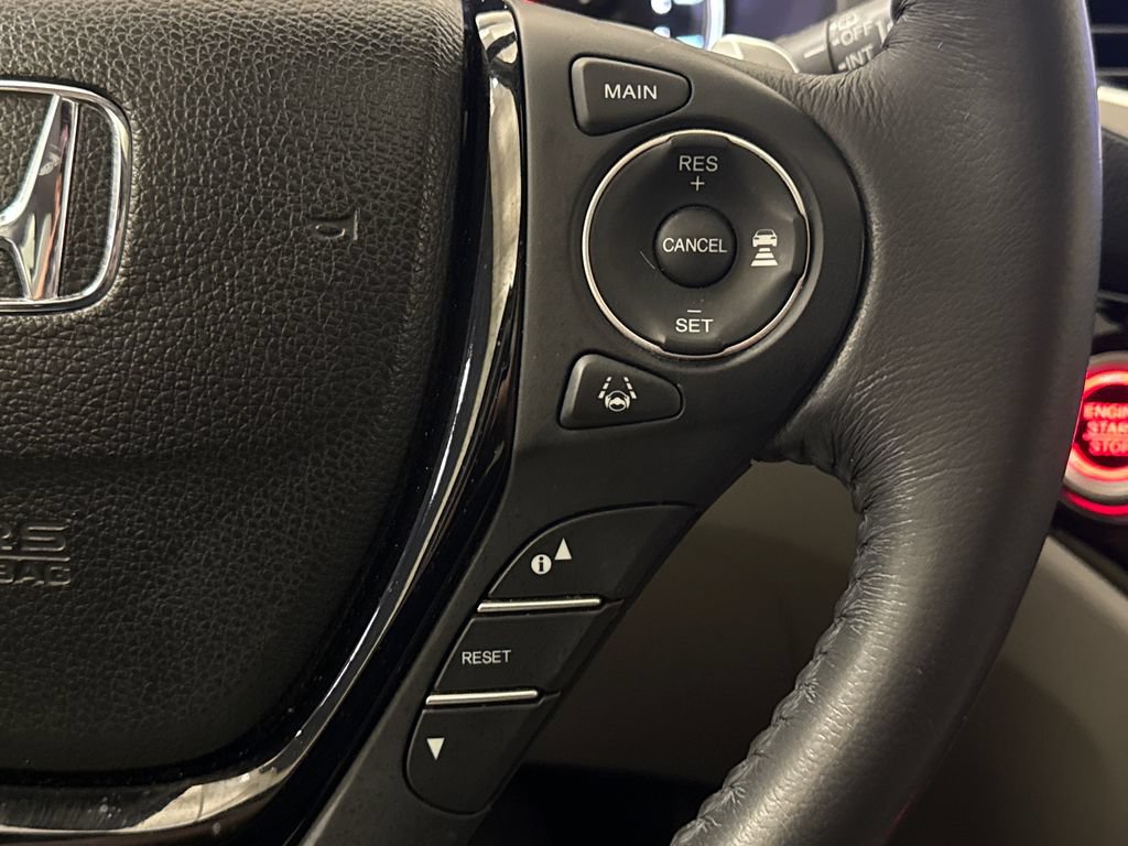 Used 2018 Honda Pilot Touring image 33