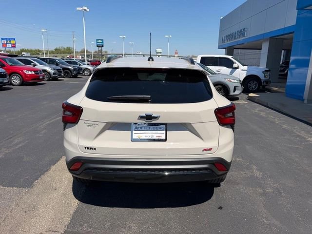 New 2026 Chevrolet Trax RS image 6