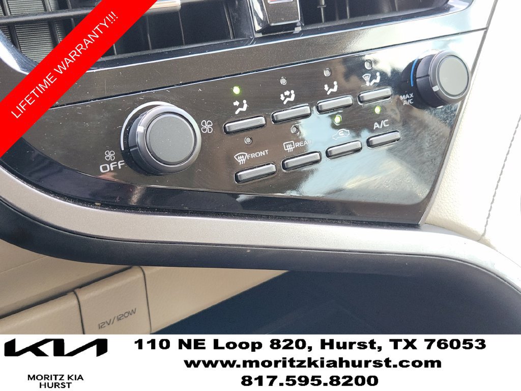 Used 2021 Toyota Camry LE FWD image 21