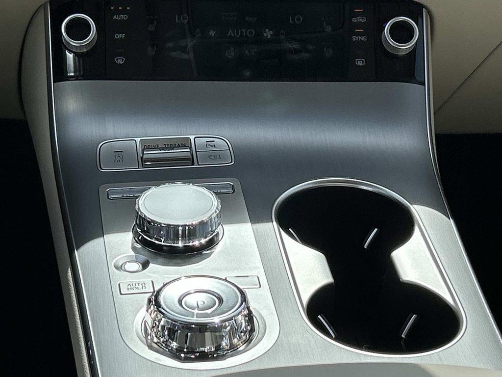 New 2026 Genesis GV70 2.5T Advanced image 28