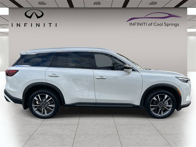 Certified 2024 INFINITI QX60 Luxe w/ Vision Package image 8