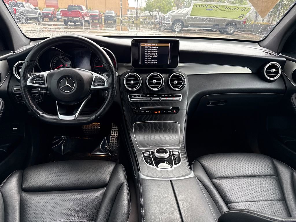Used 2019 Mercedes-Benz GLC 300 image 5