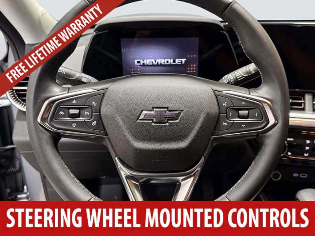 Used 2025 Chevrolet Trax ACTIV w/ Sunroof Package FWD image 8