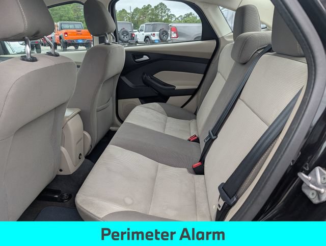 Used 2012 Ford Focus SE FWD image 23
