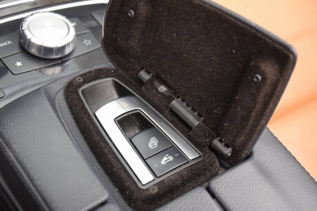 Used 2015 Mercedes-Benz E 400 Cabriolet image 29