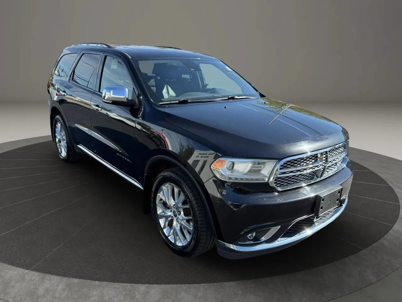 Used 2015 Dodge Durango Citadel w/ Technology Group AWD/4WD image 2