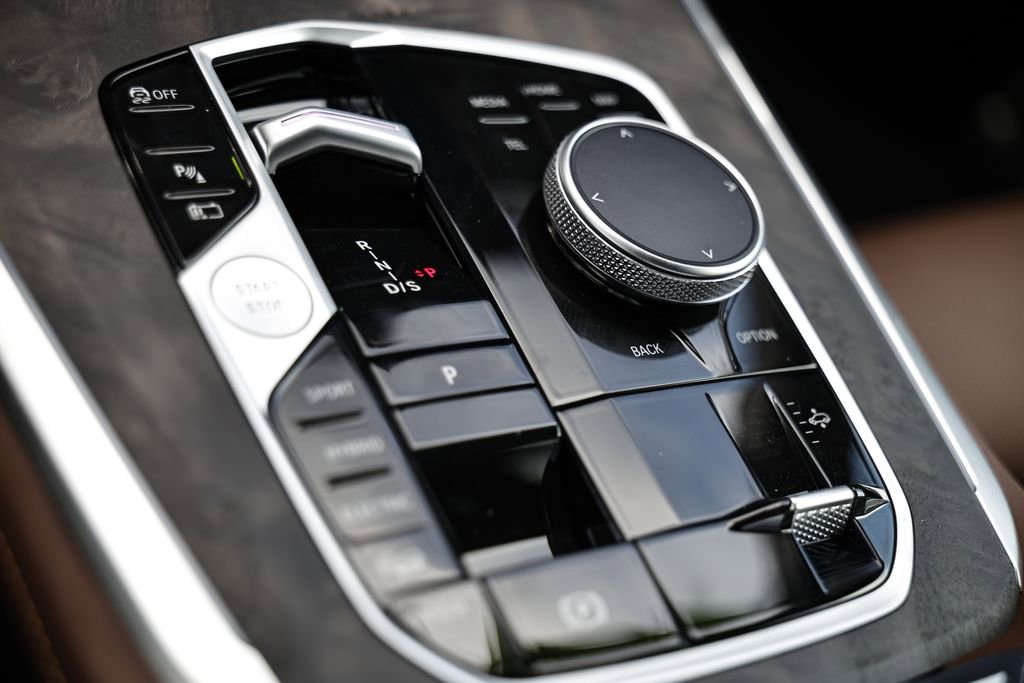 New 2026 BMW X5 xDrive50e w/ M Sport Package image 41