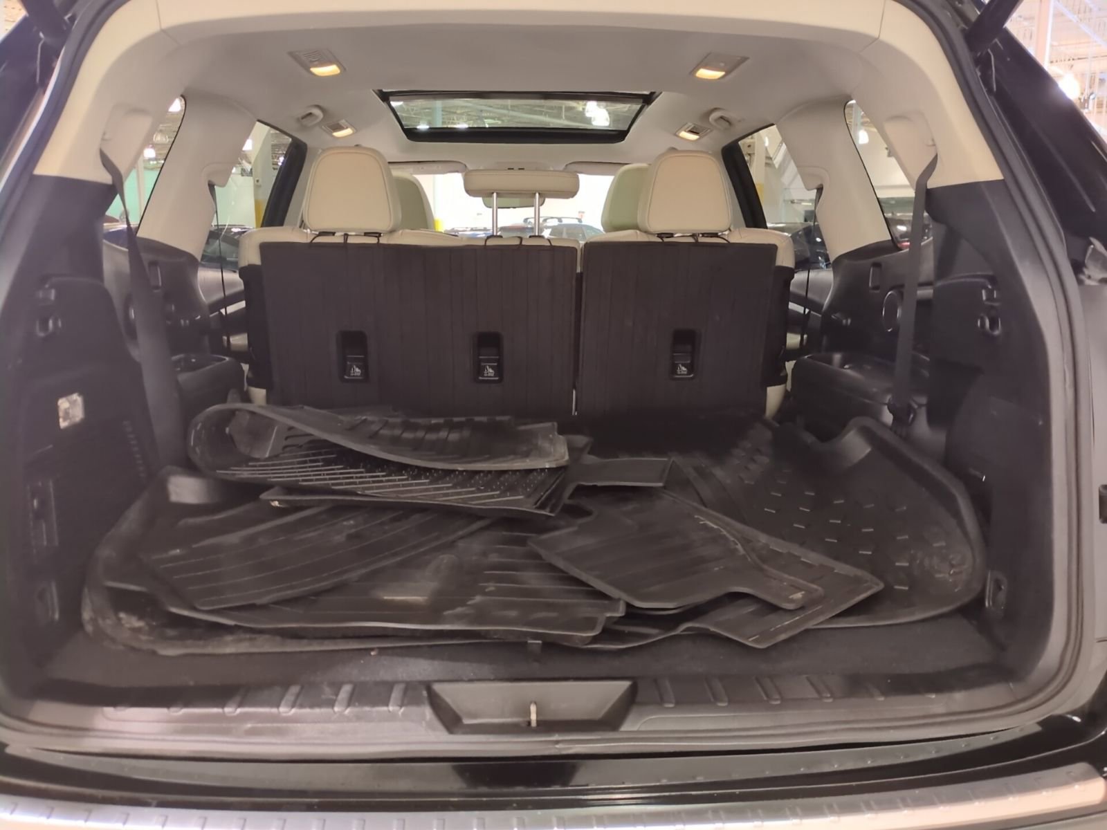 Certified 2021 Subaru Ascent Limited w/ Technology Package image 14