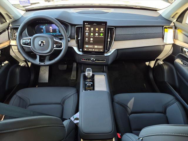 New 2026 Volvo XC90 B5 Plus w/ Protection Package Premier AWD/4WD image 11