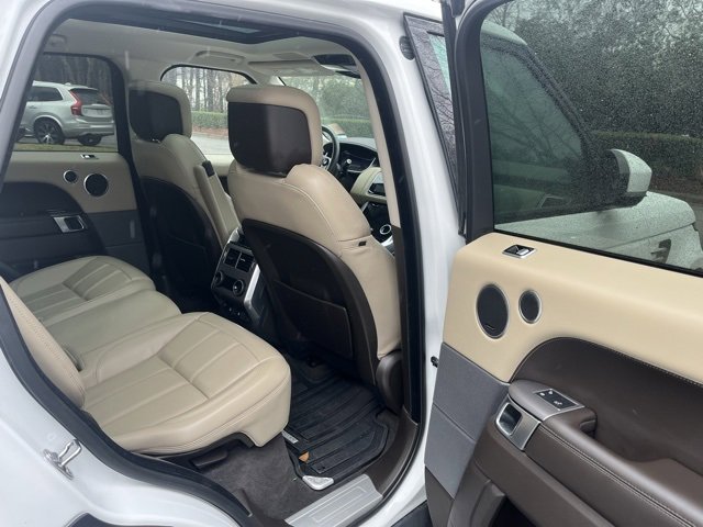 Used 2020 Land Rover Range Rover Sport HSE image 12