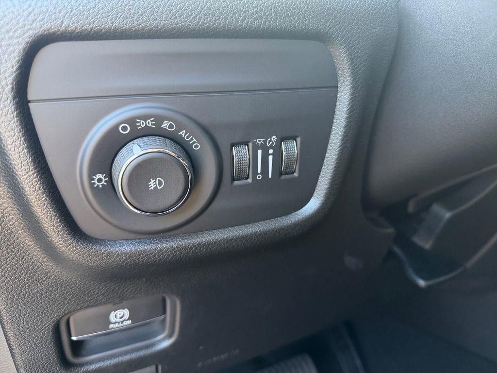 New 2025 Jeep Grand Cherokee Limited w/ MOPAR Finishing Package image 25