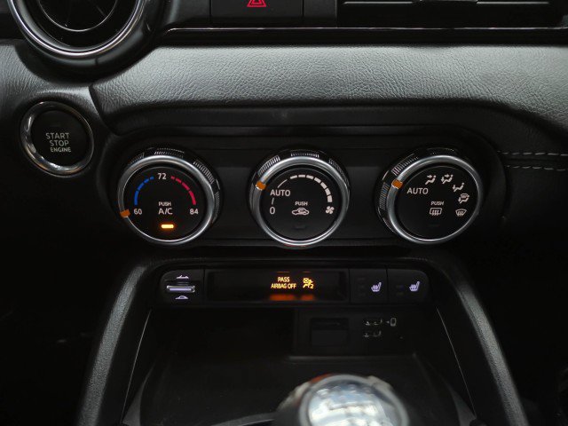Used 2020 MAZDA MX-5 Miata RF Grand Touring RWD image 25