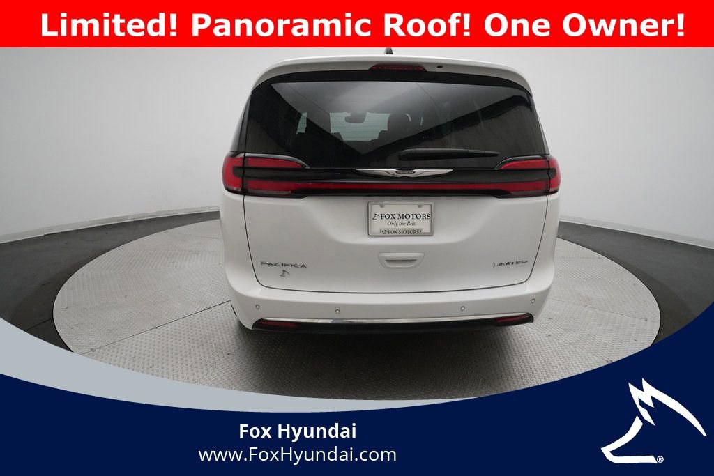 Used 2024 Chrysler Pacifica Limited image 27