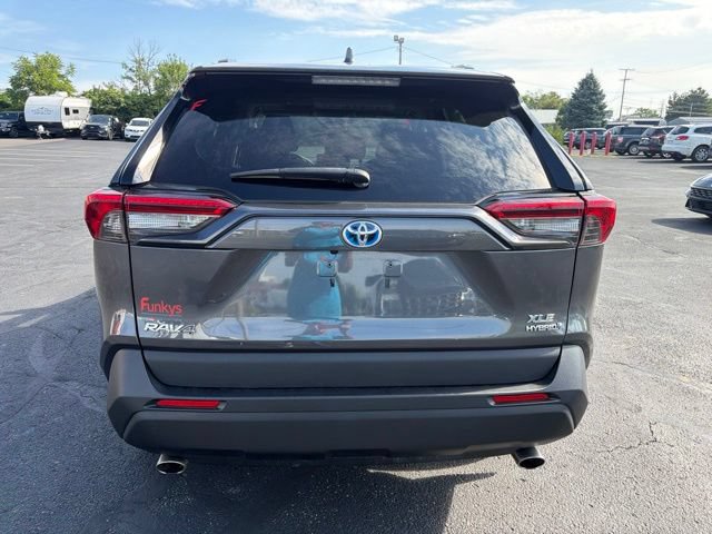 Used 2019 Toyota RAV4 XLE w/ Convenience Package AWD/4WD image 6