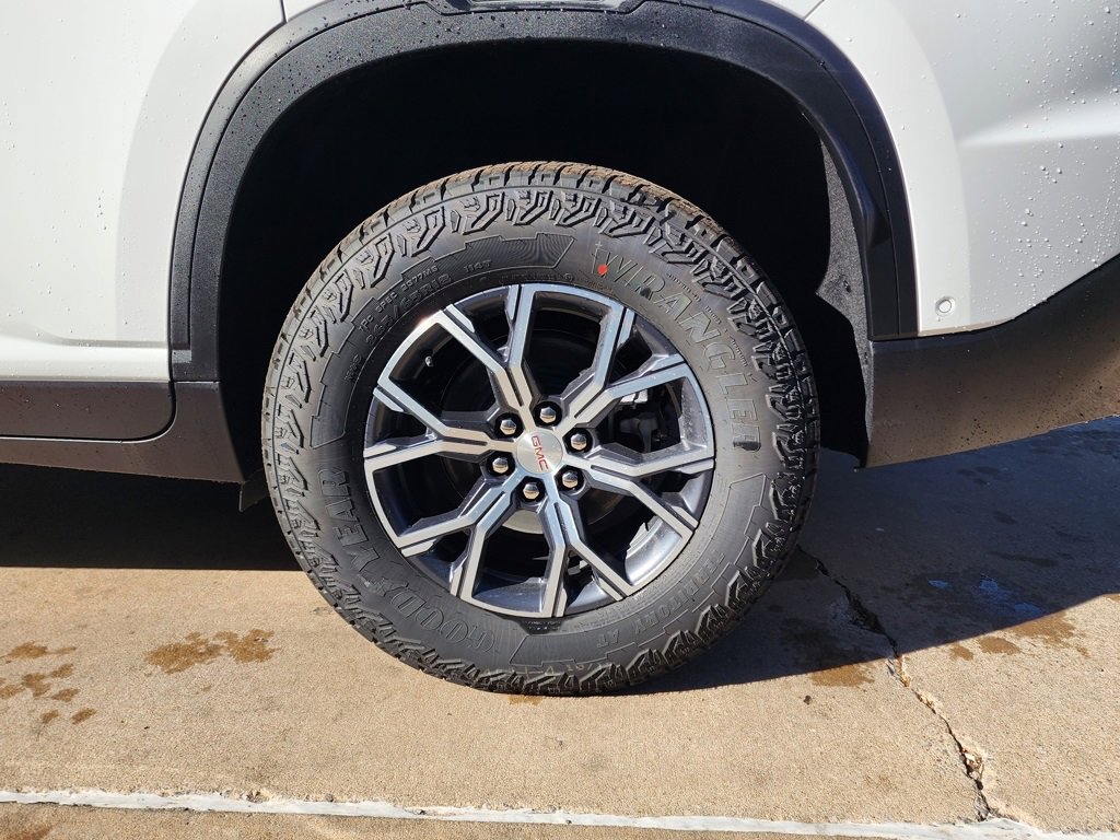 New 2026 GMC Acadia AT4 image 58