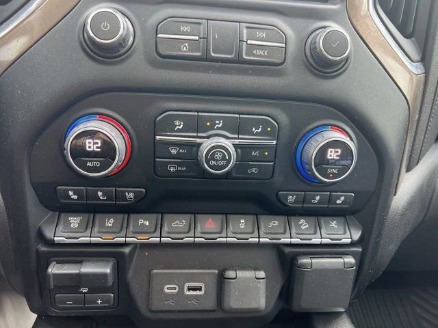 Used 2022 Chevrolet Silverado 2500 High Country w/ Z71 Off-Road Package image 13