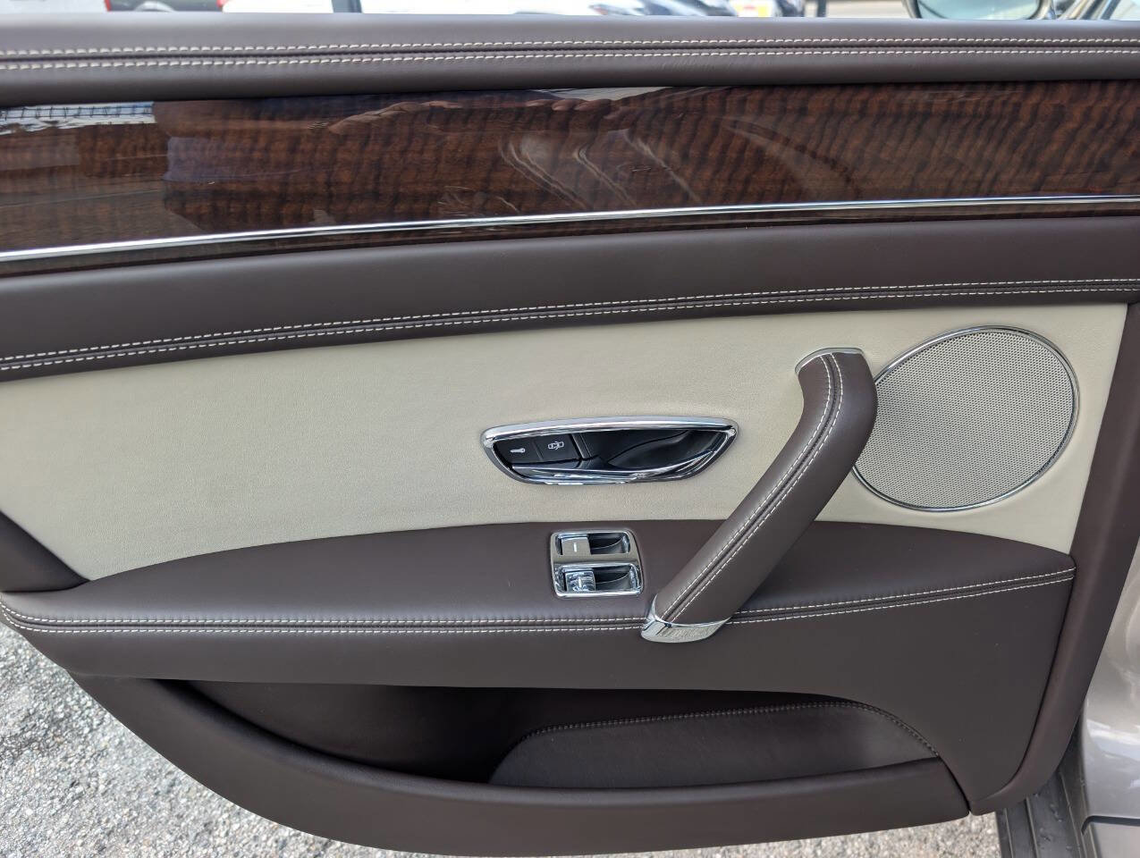 Used 2015 Bentley Flying Spur W12 AWD/4WD image 26