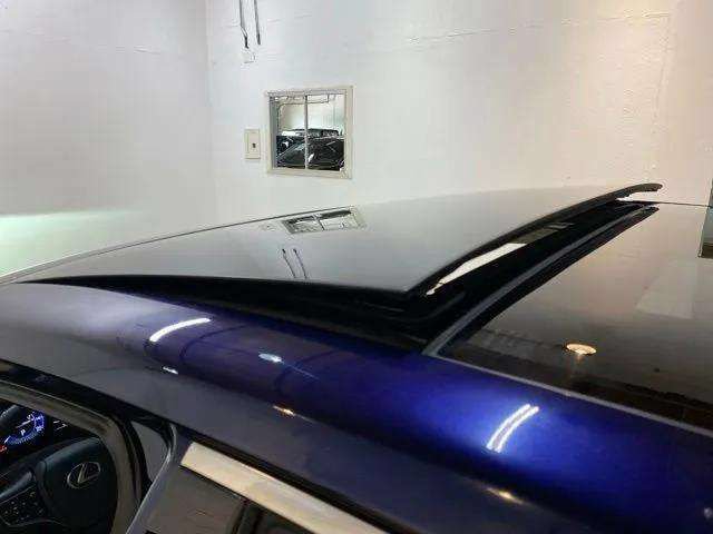 Used 2025 Lexus ES 350 w/ Premium Package FWD image 95
