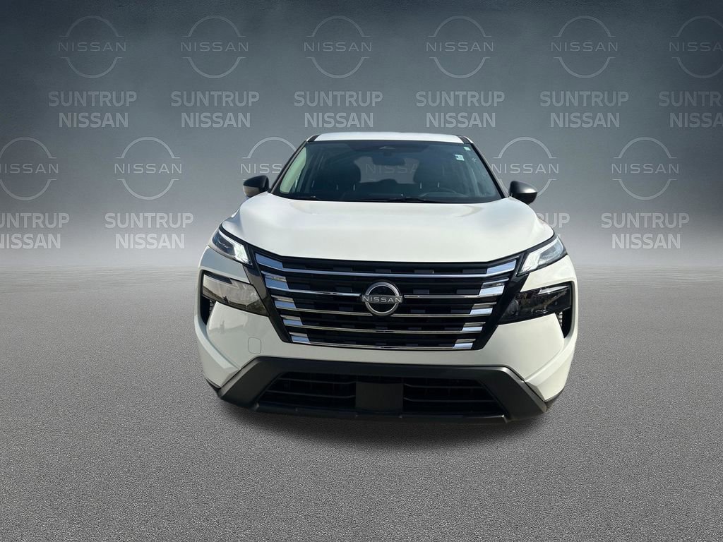 Used 2025 Nissan Rogue S FWD image 15