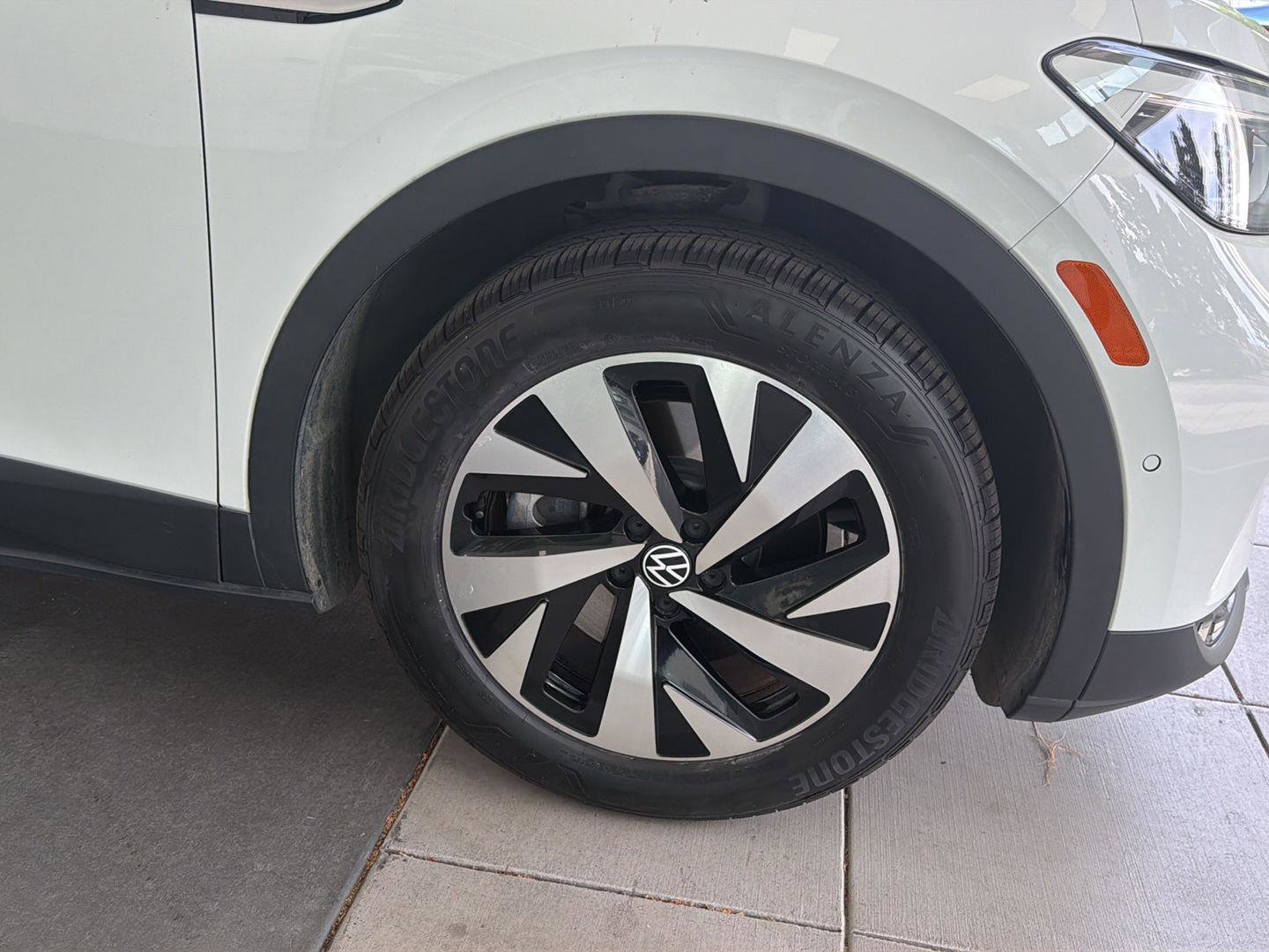 Certified 2023 Volkswagen ID.4 Pro image 10