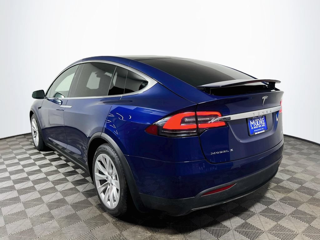 Used 2018 Tesla Model X 75D AWD/4WD image 5