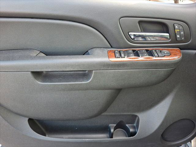 Used 2012 GMC Yukon SLT w/ Regional Value Package image 10