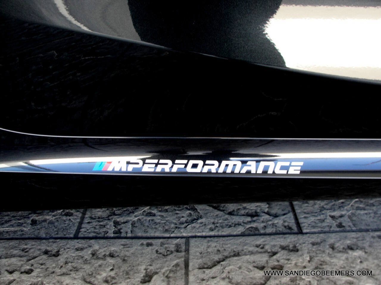 Used 2023 BMW 330i Sedan w/ M Sport Package RWD image 5