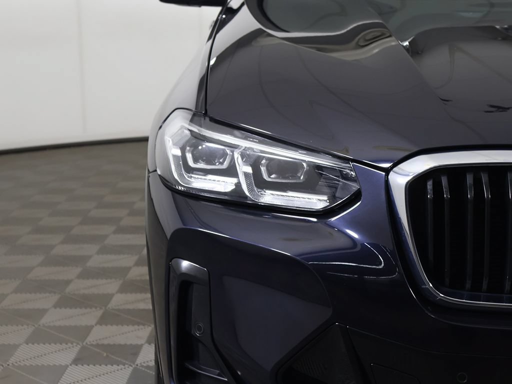 Used 2022 BMW X4 M40i AWD/4WD image 17