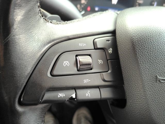 Used 2019 Cadillac XT4 Premium Luxury image 35